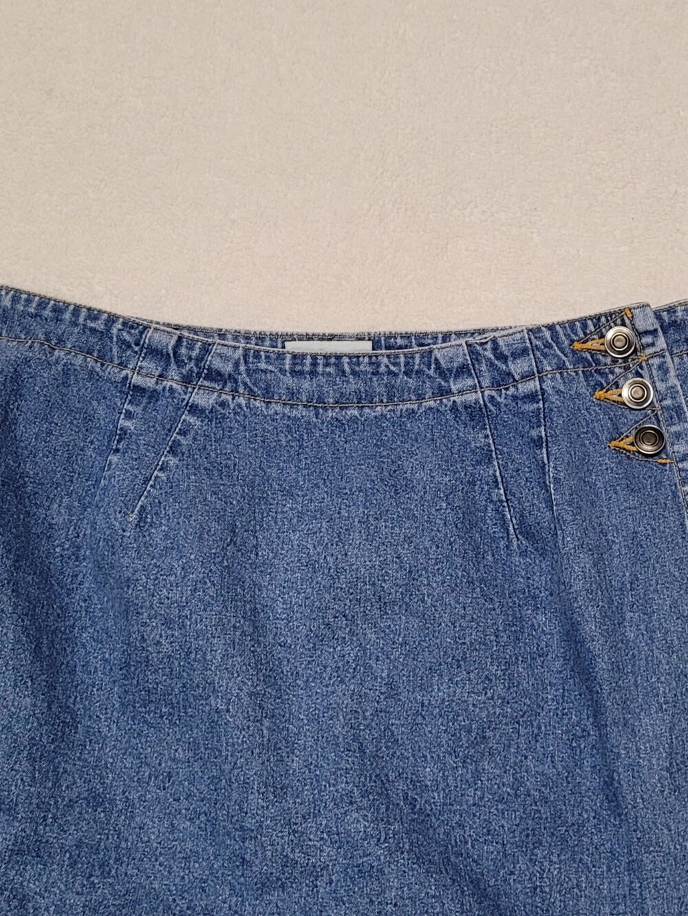Willow Ridge Vintage 90s Mid-Wash Stone Wash High Waisted Denim Short Wrap Short - Picture 3 of 11